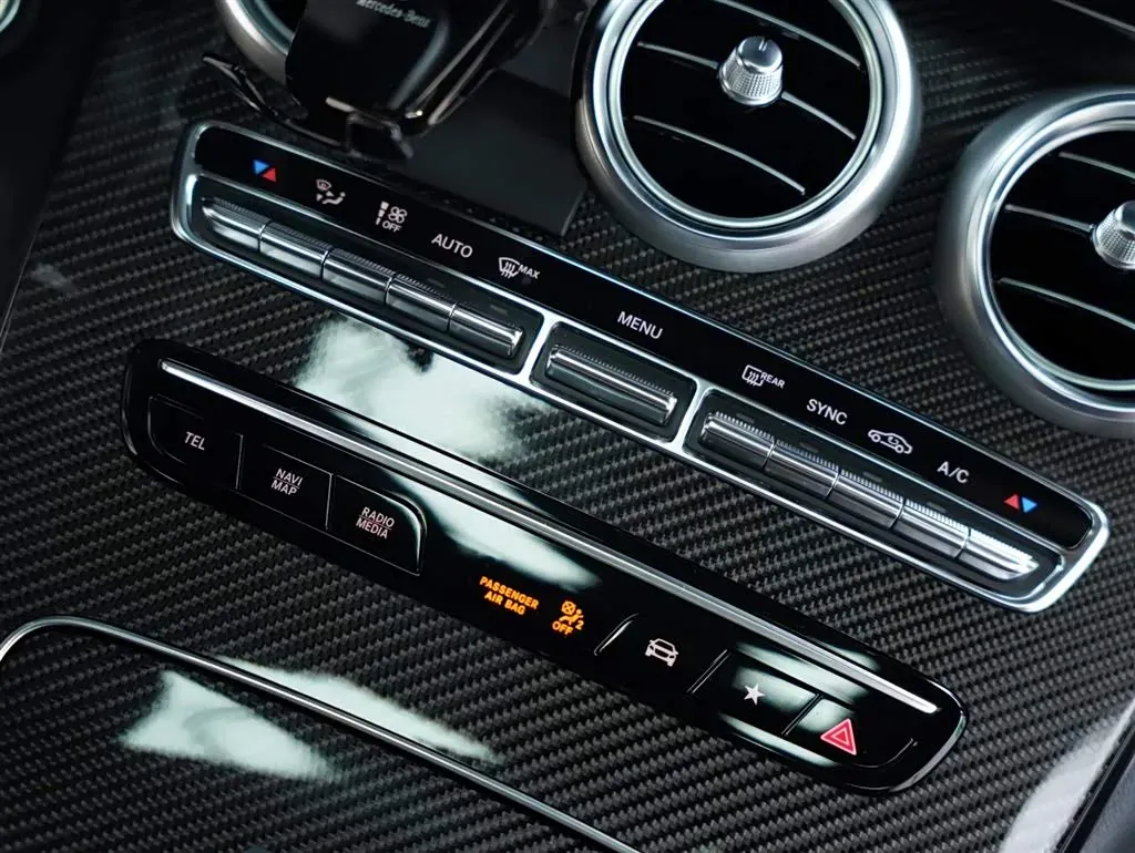 2022 Mercedes-Benz GLC Coupe AMG 3.0T 390HP V6 9AT,autocango,china used car exporter,china ev exporter,chinese used car exporter,chinese used ev exporter