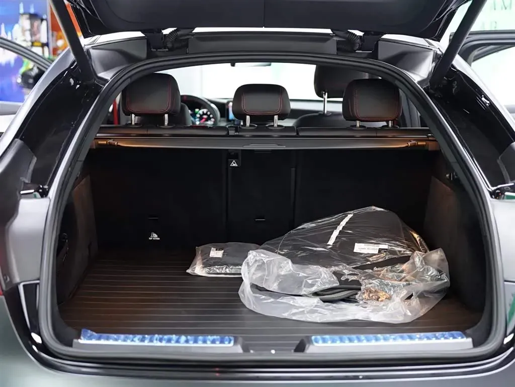 2022 Mercedes-Benz GLC Coupe AMG 3.0T 390HP V6 9AT,autocango,china used car exporter,china ev exporter,chinese used car exporter,chinese used ev exporter