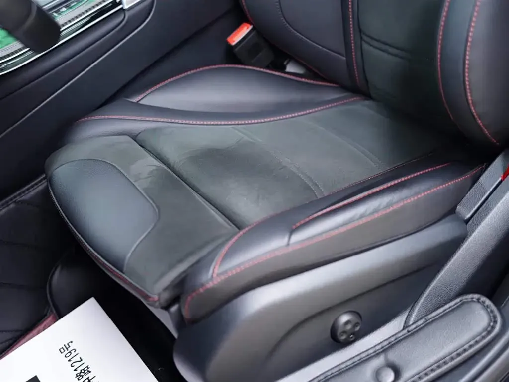 2022 Mercedes-Benz GLC Coupe AMG 3.0T 390HP V6 9AT,autocango,china used car exporter,china ev exporter,chinese used car exporter,chinese used ev exporter