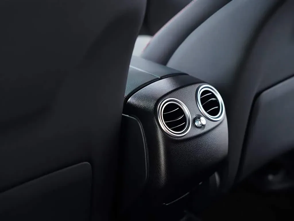 2022 Mercedes-Benz GLC Coupe AMG 3.0T 390HP V6 9AT,autocango,china used car exporter,china ev exporter,chinese used car exporter,chinese used ev exporter