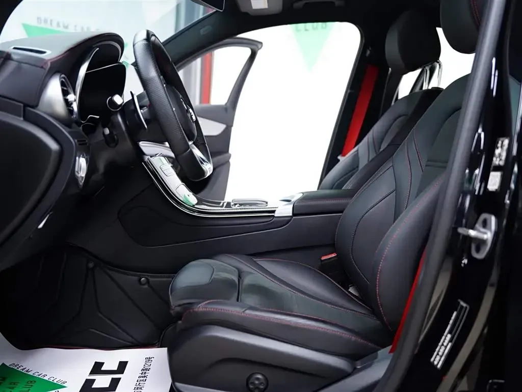 2022 Mercedes-Benz GLC Coupe AMG 3.0T 390HP V6 9AT,autocango,china used car exporter,china ev exporter,chinese used car exporter,chinese used ev exporter