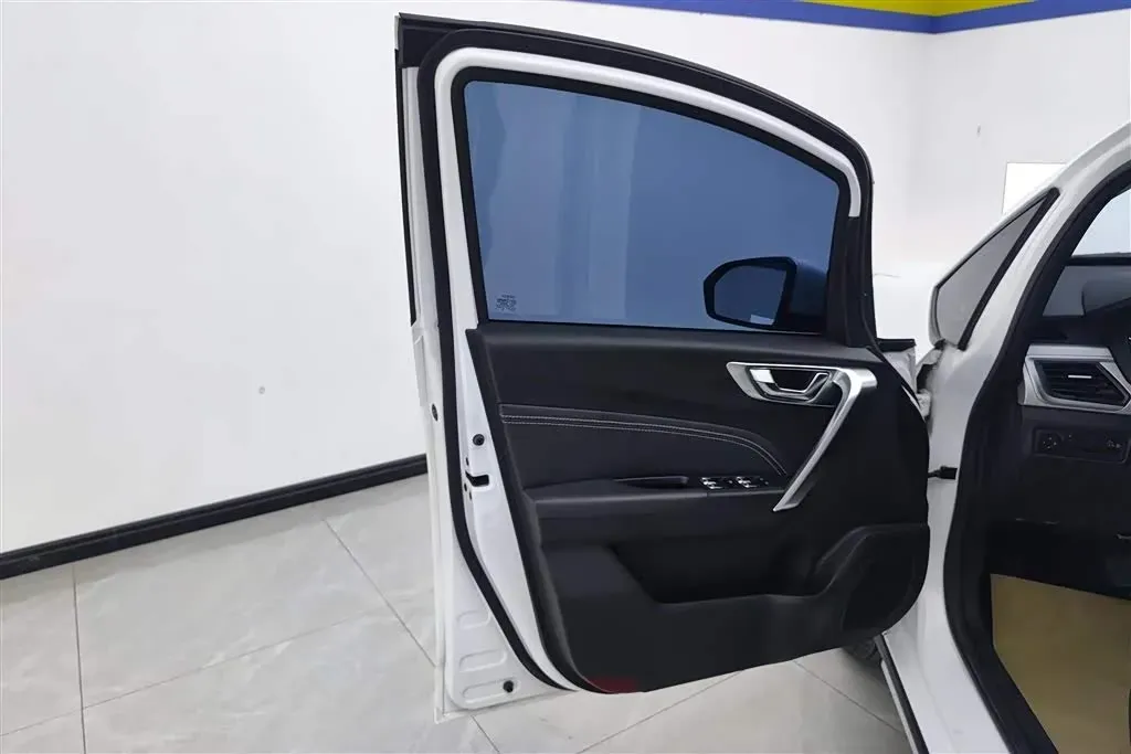 2019 Geely Vision X3 1.5L 109HP L4 CVT,autocango,china used car exporter,china ev exporter,chinese used car exporter,chinese used ev exporter