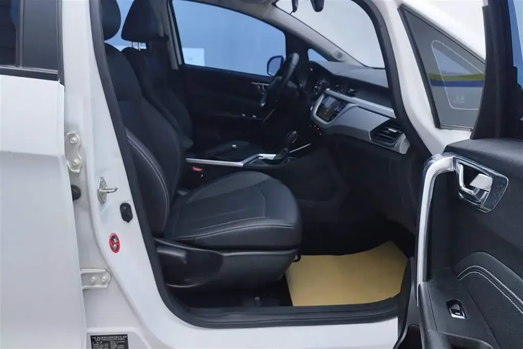 2019 Geely Vision X3 1.5L 109HP L4 CVT,autocango,china used car exporter,china ev exporter,chinese used car exporter,chinese used ev exporter