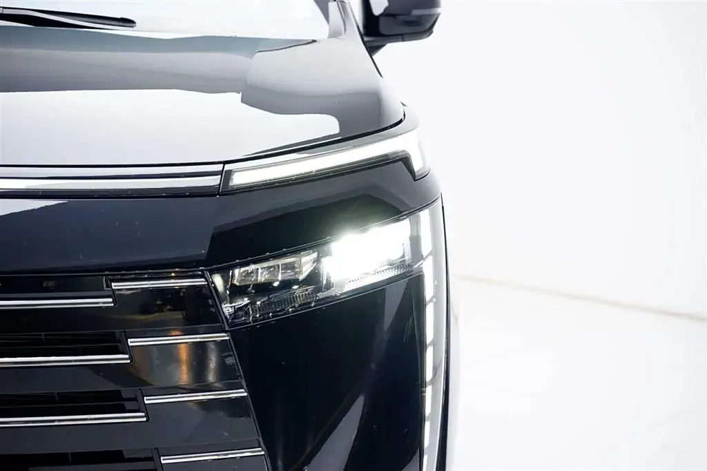 2024 GAC Trumpchi E8 2.0L 140HP L4 2DHT Hybrid,autocango,china used car exporter,china ev exporter,chinese used car exporter,chinese used ev exporter