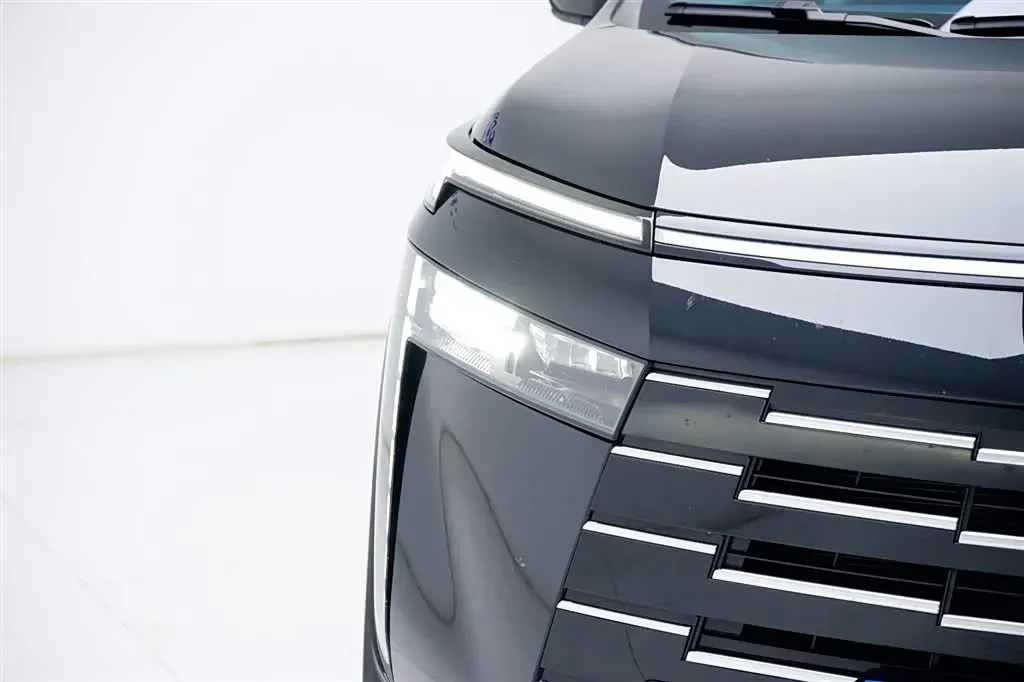 2024 GAC Trumpchi E8 2.0L 140HP L4 2DHT Hybrid,autocango,china used car exporter,china ev exporter,chinese used car exporter,chinese used ev exporter