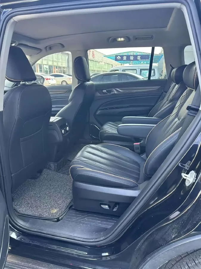 2021 Ford Equator 2.0T 224HP L4 6DCT,autocango,china used car exporter,china ev exporter,chinese used car exporter,chinese used ev exporter