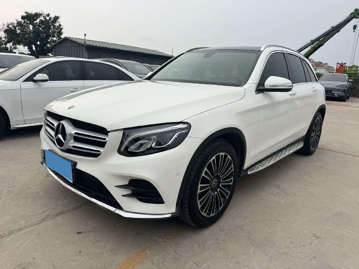 2018 Mercedes-Benz GLC Class 2.0T 211HP L4 9AT