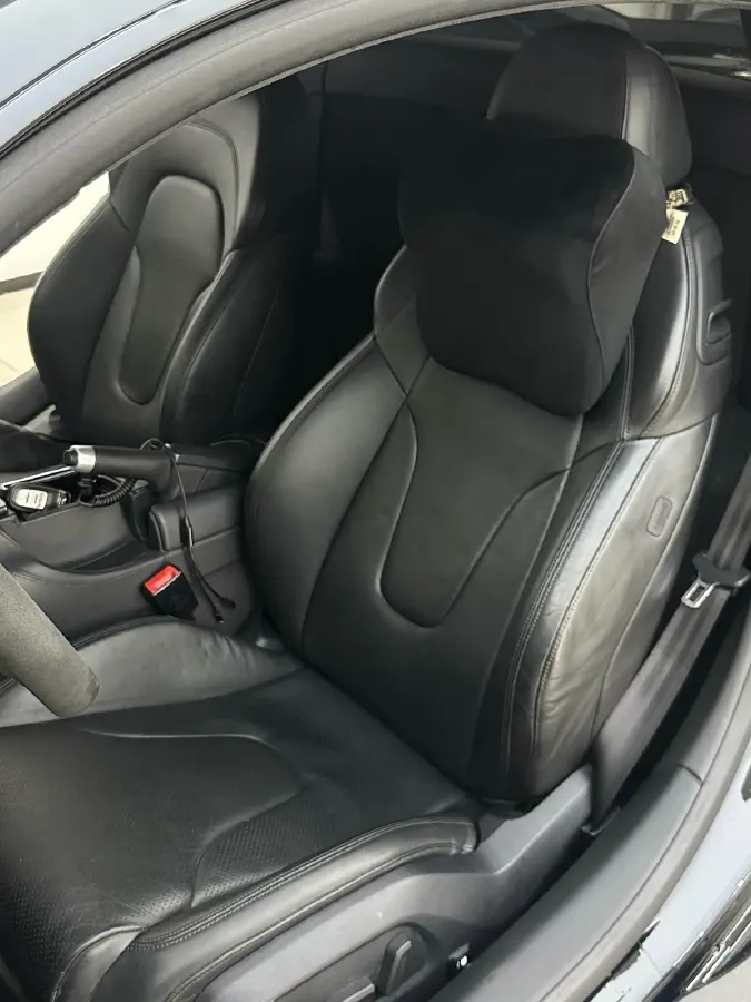 2014 Audi R8 5.2L 525HP V10 7DCT,autocango,china used car exporter,china ev exporter,chinese used car exporter,chinese used ev exporter