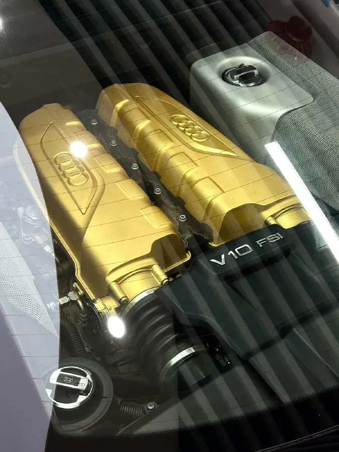 2014 Audi R8 5.2L 525HP V10 7DCT,autocango,china used car exporter,china ev exporter,chinese used car exporter,chinese used ev exporter