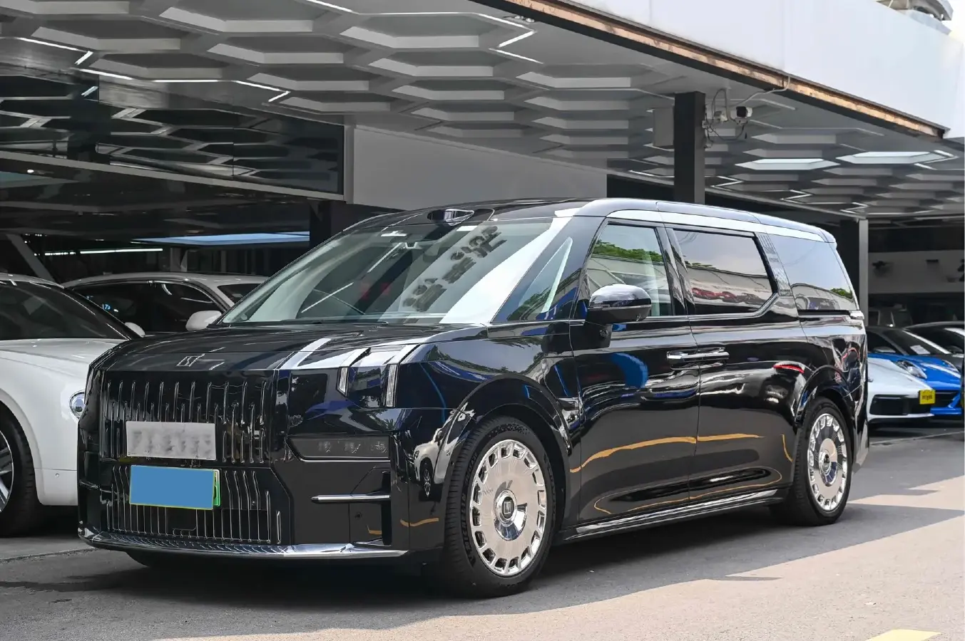 2024 Zeekr 009 BEV 108KWH