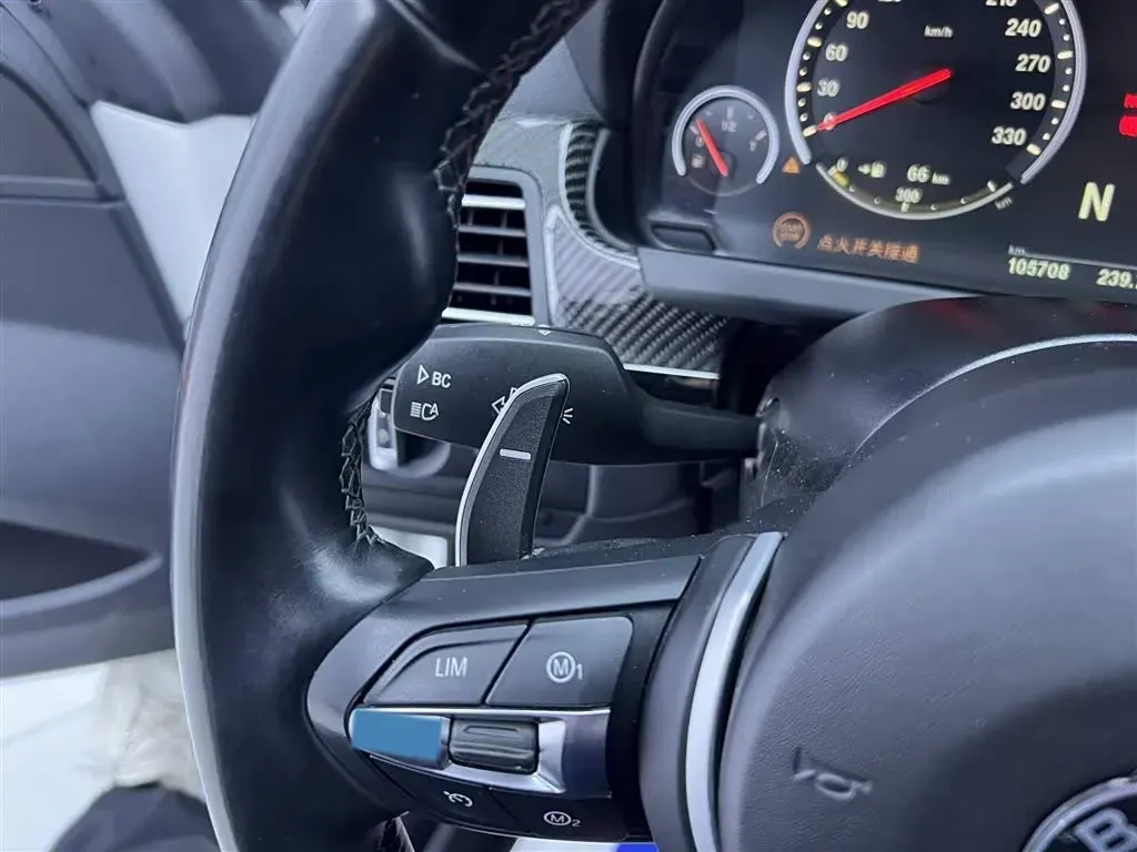 2015 BMW M6 4.4T 560HP V8 7DCT,autocango,china used car exporter,china ev exporter,chinese used car exporter,chinese used ev exporter