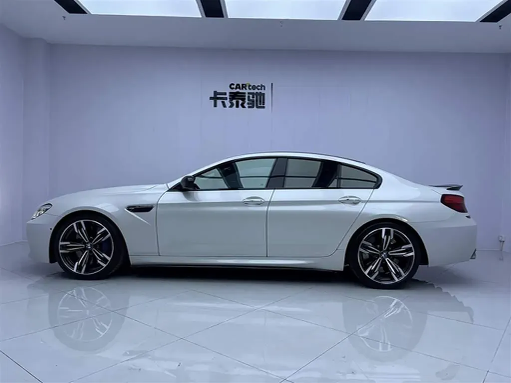 2015 BMW M6 4.4T 560HP V8 7DCT,autocango,china used car exporter,china ev exporter,chinese used car exporter,chinese used ev exporter