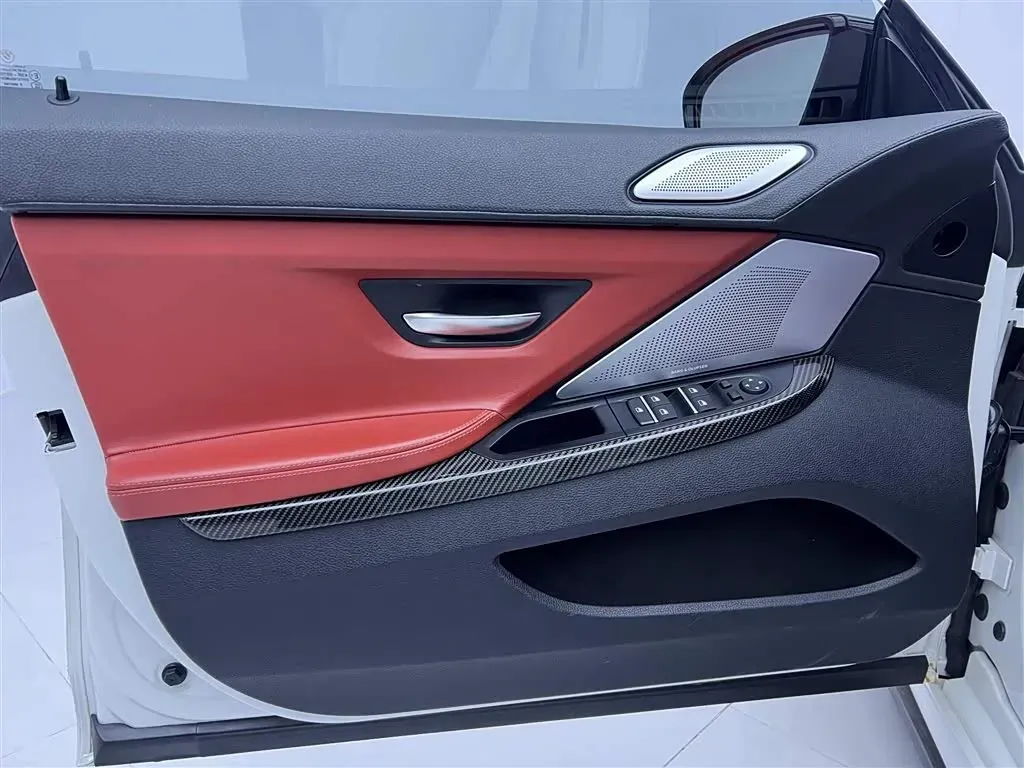 2015 BMW M6 4.4T 560HP V8 7DCT,autocango,china used car exporter,china ev exporter,chinese used car exporter,chinese used ev exporter