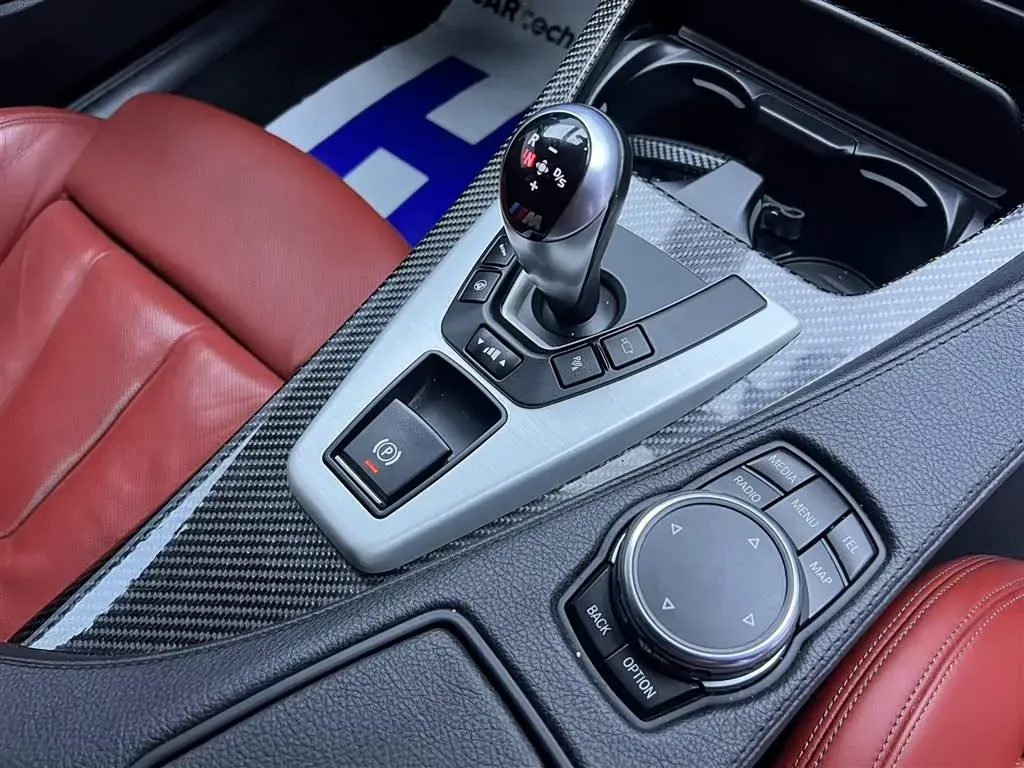 2015 BMW M6 4.4T 560HP V8 7DCT,autocango,china used car exporter,china ev exporter,chinese used car exporter,chinese used ev exporter