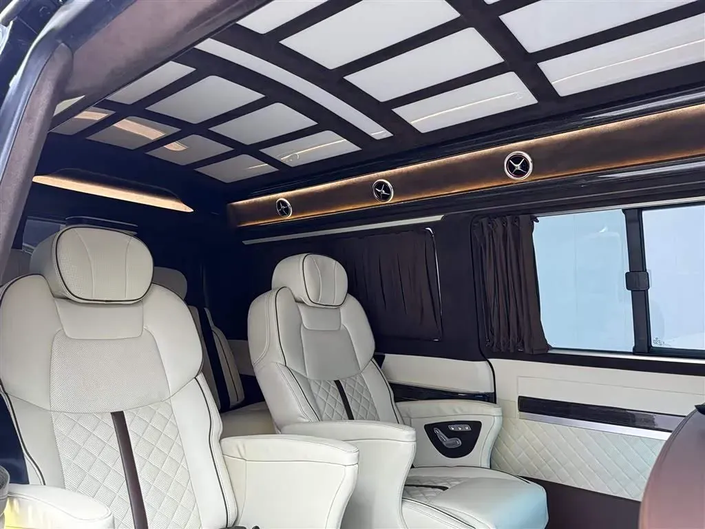 2018 Volkswagen Caravelle 2.0T 204HP L4 7DCT,autocango,china used car exporter,china ev exporter,chinese used car exporter,chinese used ev exporter