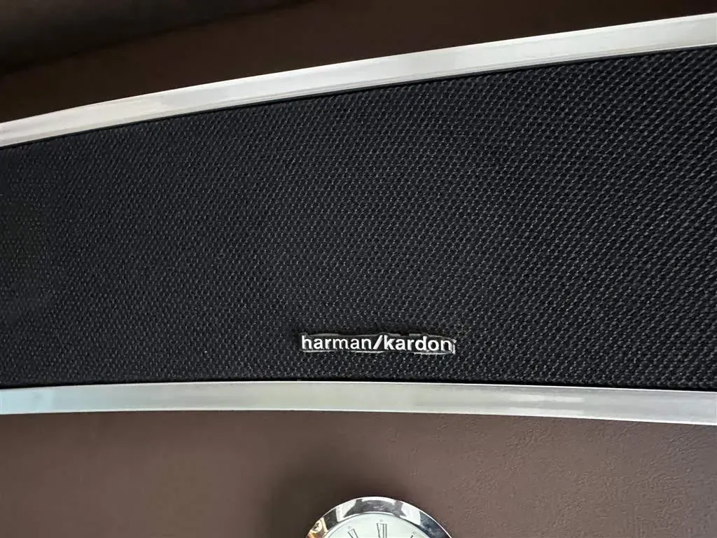 2018 Volkswagen Caravelle 2.0T 204HP L4 7DCT,autocango,china used car exporter,china ev exporter,chinese used car exporter,chinese used ev exporter