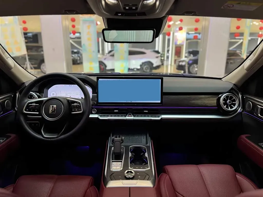 2024 Tank 400 2.0T 252HP L4 9AT PHEV 36.7/37.1KWH,autocango,china used car exporter,china ev exporter,chinese used car exporter,chinese used ev exporter