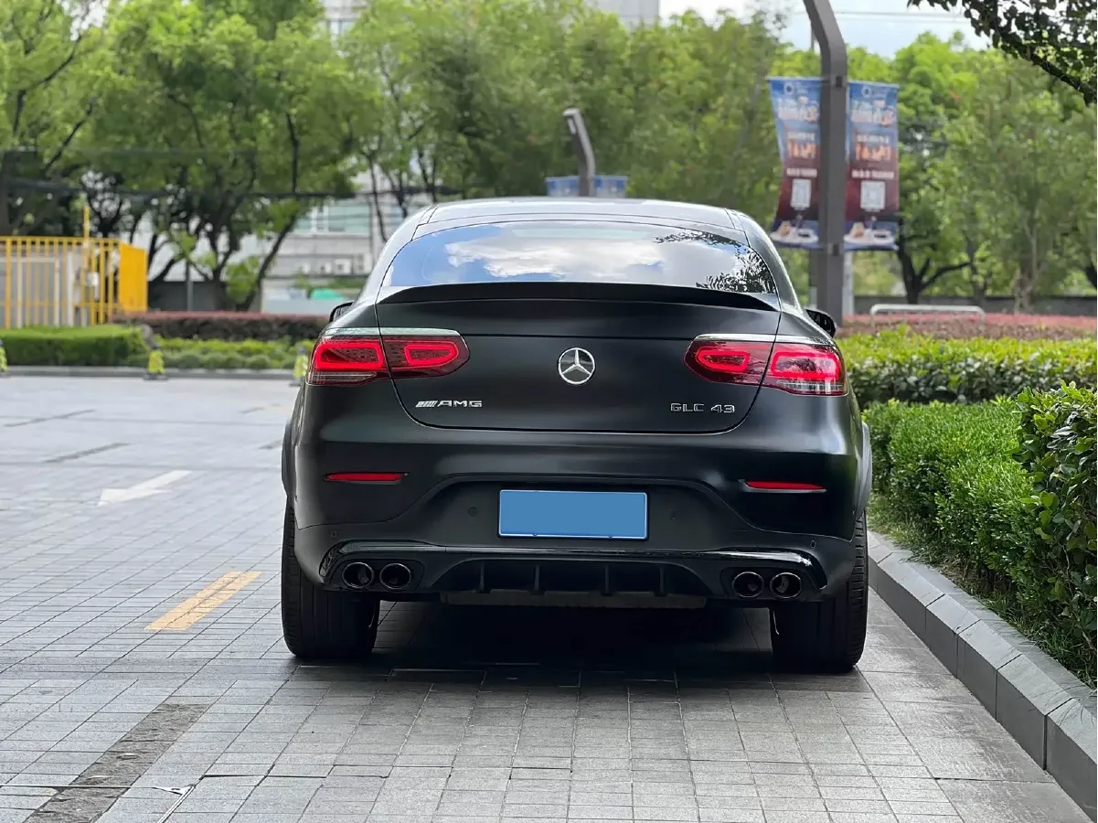 2022 Mercedes-Benz GLC Coupe AMG 3.0T 390HP V6 9AT,autocango,china used car exporter,china ev exporter,chinese used car exporter,chinese used ev exporter