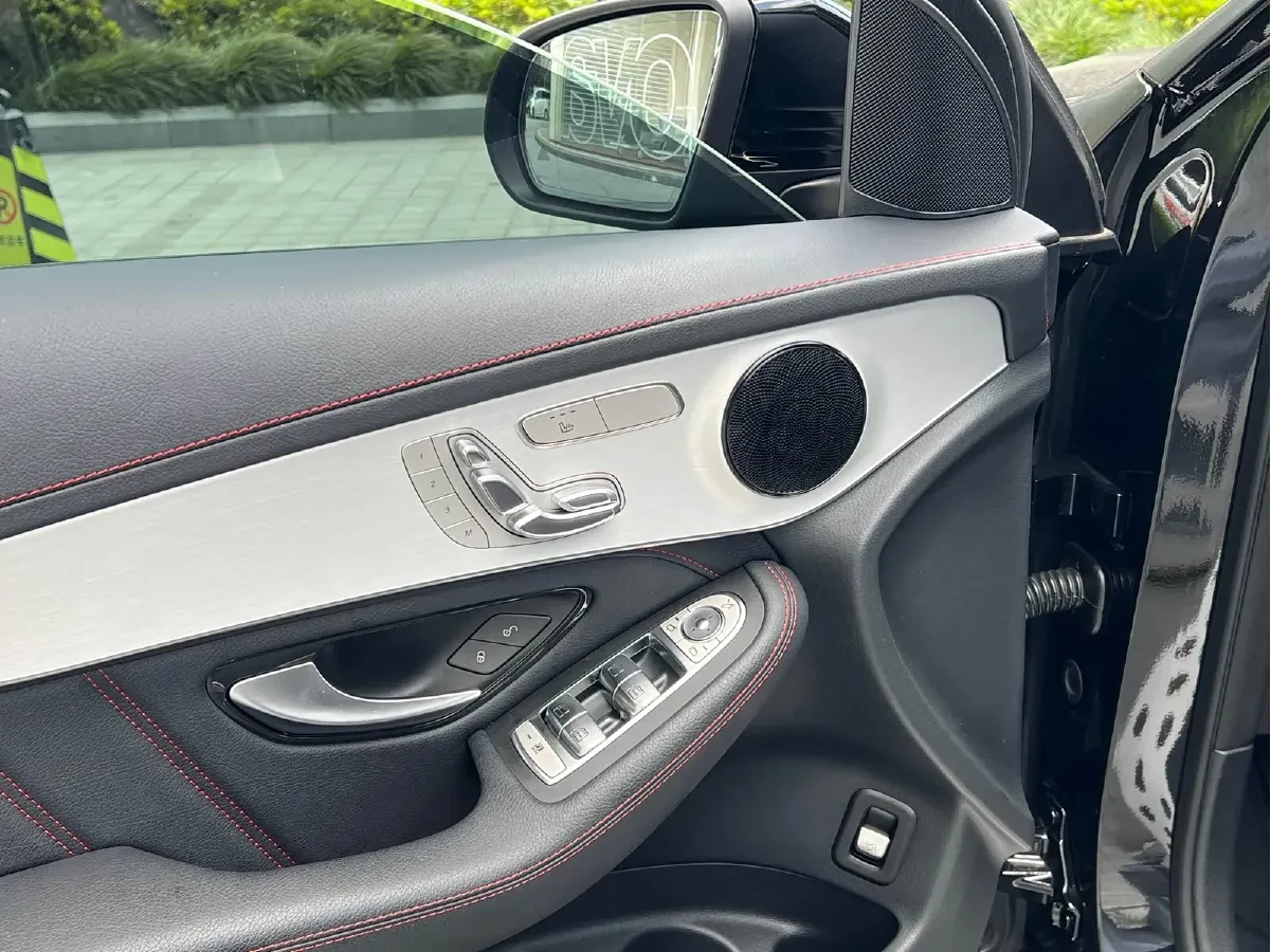 2022 Mercedes-Benz GLC Coupe AMG 3.0T 390HP V6 9AT,autocango,china used car exporter,china ev exporter,chinese used car exporter,chinese used ev exporter