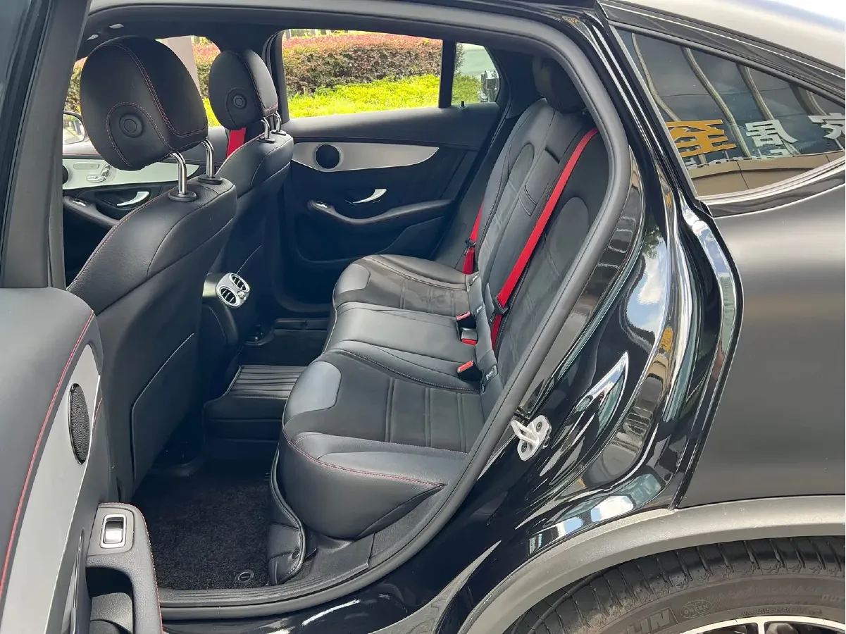 2022 Mercedes-Benz GLC Coupe AMG 3.0T 390HP V6 9AT,autocango,china used car exporter,china ev exporter,chinese used car exporter,chinese used ev exporter