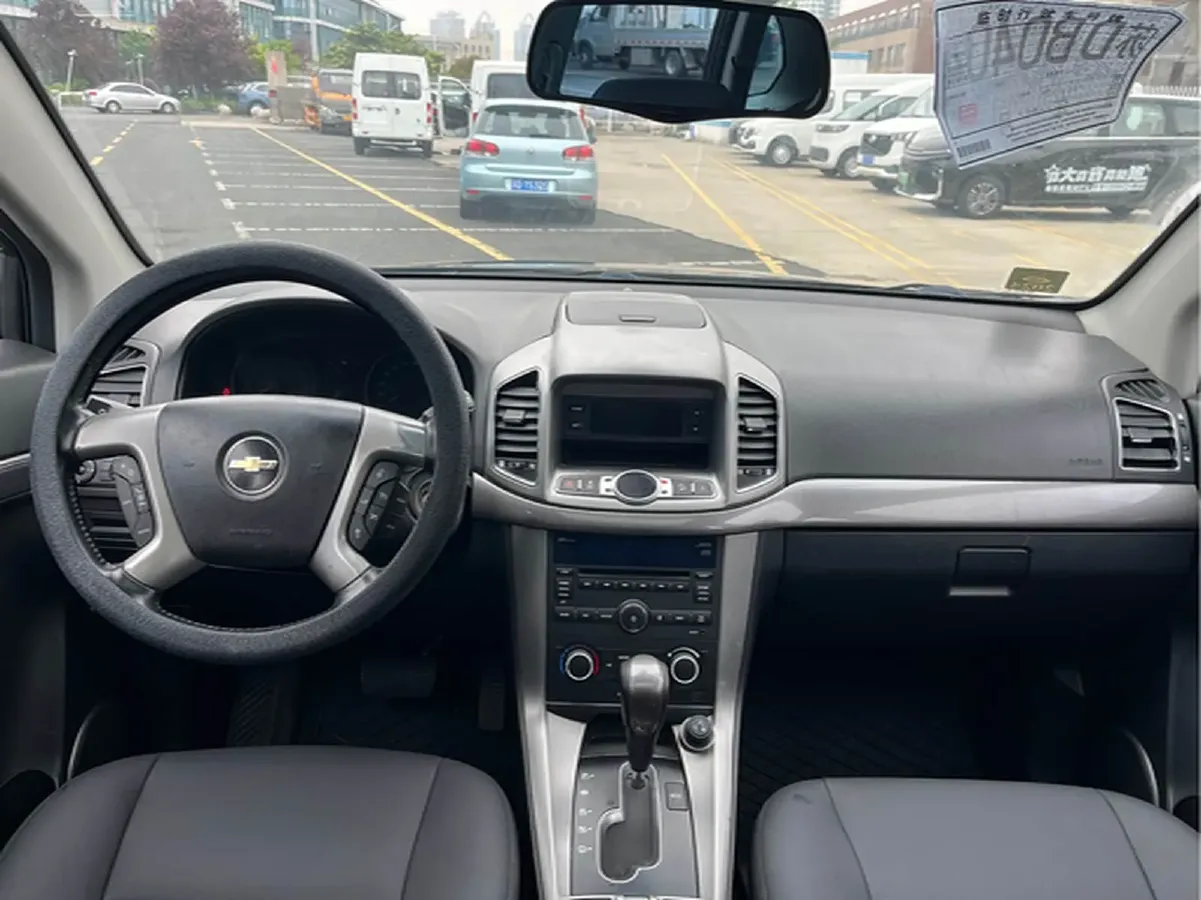 2011 Chevrolet Captiva 2.4L 167HP L4 6AT,autocango,china used car exporter,china ev exporter,chinese used car exporter,chinese used ev exporter