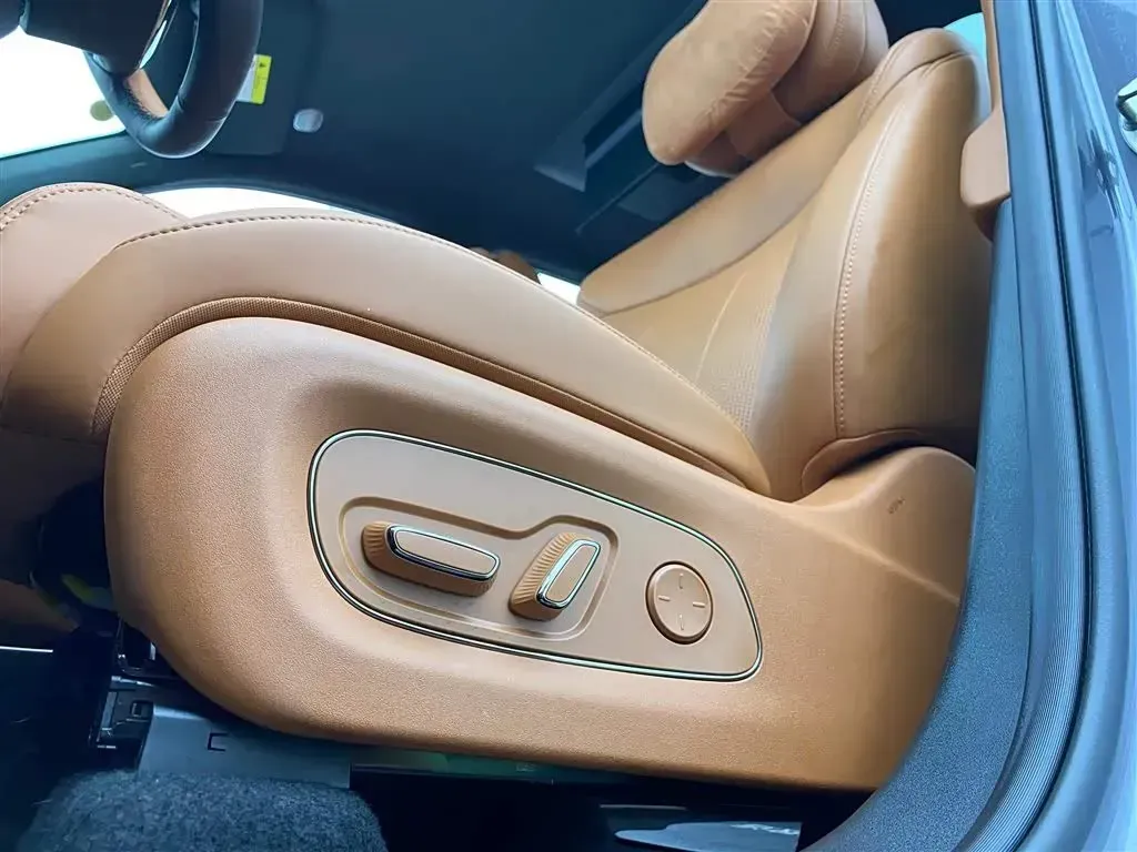 2025 GAC Trumpchi S7 1.5T 160HP L4 1DHT PHEV 36.3KWH,autocango,china used car exporter,china ev exporter,chinese used car exporter,chinese used ev exporter