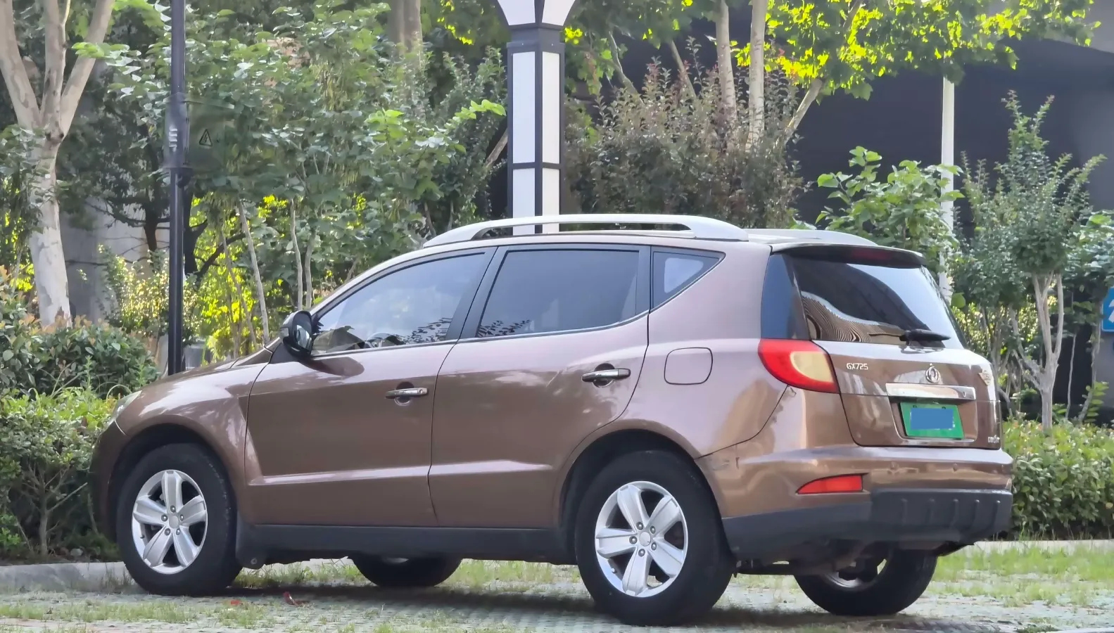 2013 Geely GX7 2.4L 162HP L4 6AT,autocango,china used car exporter,china ev exporter,chinese used car exporter,chinese used ev exporter