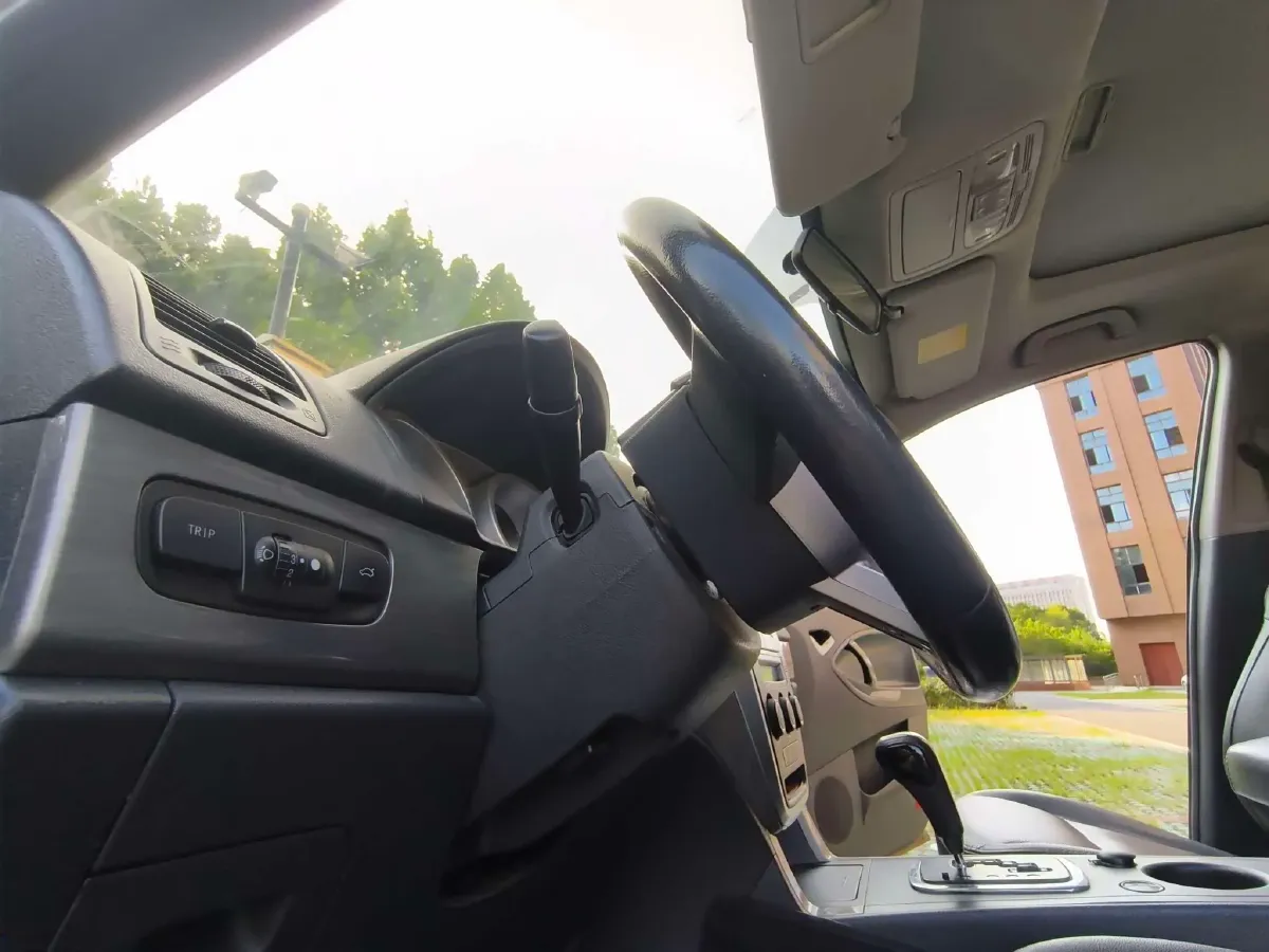 2013 Geely GX7 2.4L 162HP L4 6AT,autocango,china used car exporter,china ev exporter,chinese used car exporter,chinese used ev exporter