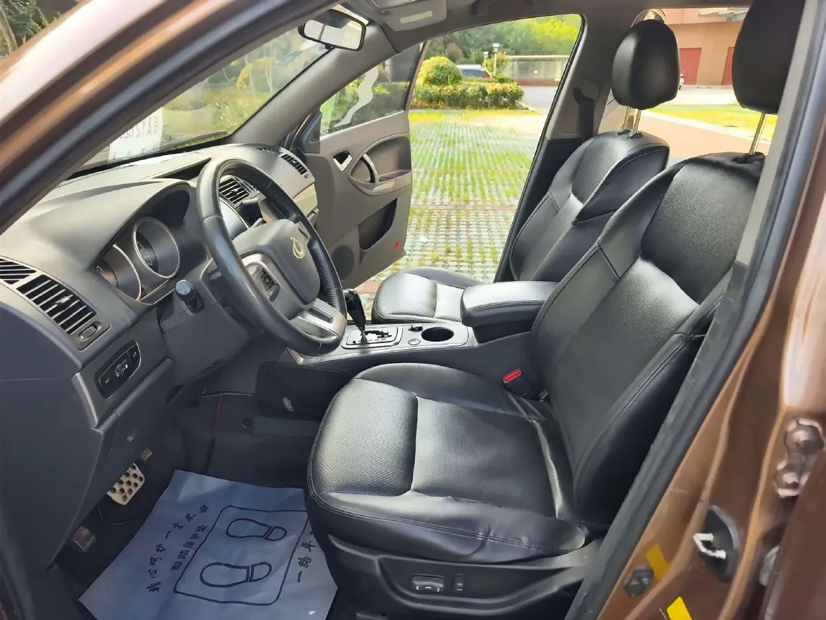 2013 Geely GX7 2.4L 162HP L4 6AT,autocango,china used car exporter,china ev exporter,chinese used car exporter,chinese used ev exporter