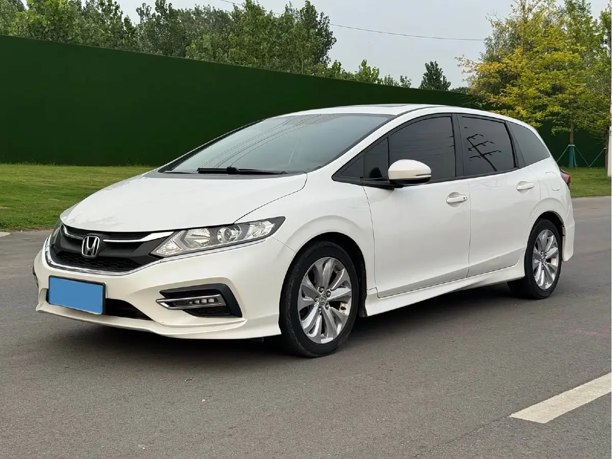 2017 Honda Jade 1.8L 141HP L4 5AT