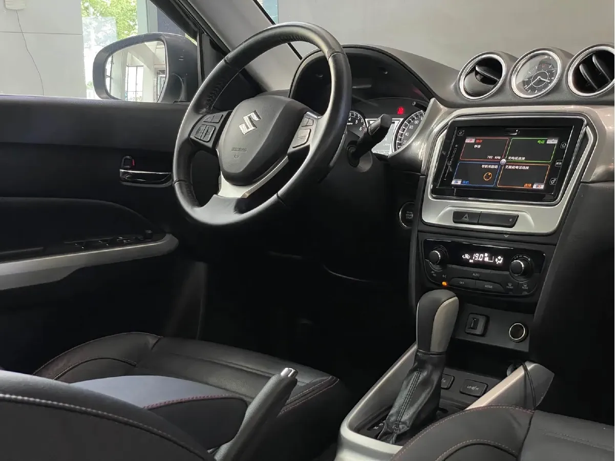 2016 Suzuki Vitara 1.4T 140HP L4 6AT,autocango,china used car exporter,china ev exporter,chinese used car exporter,chinese used ev exporter