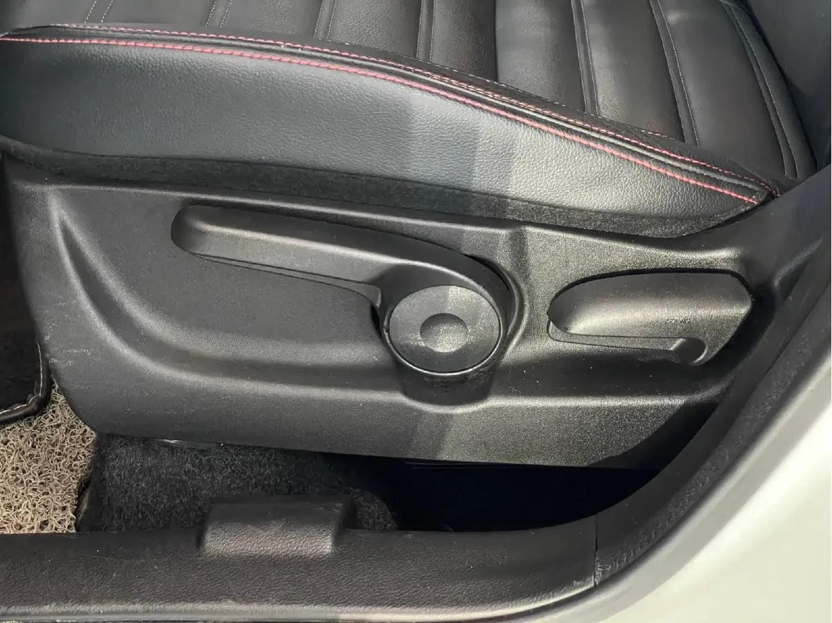 2016 Suzuki Vitara 1.4T 140HP L4 6AT,autocango,china used car exporter,china ev exporter,chinese used car exporter,chinese used ev exporter