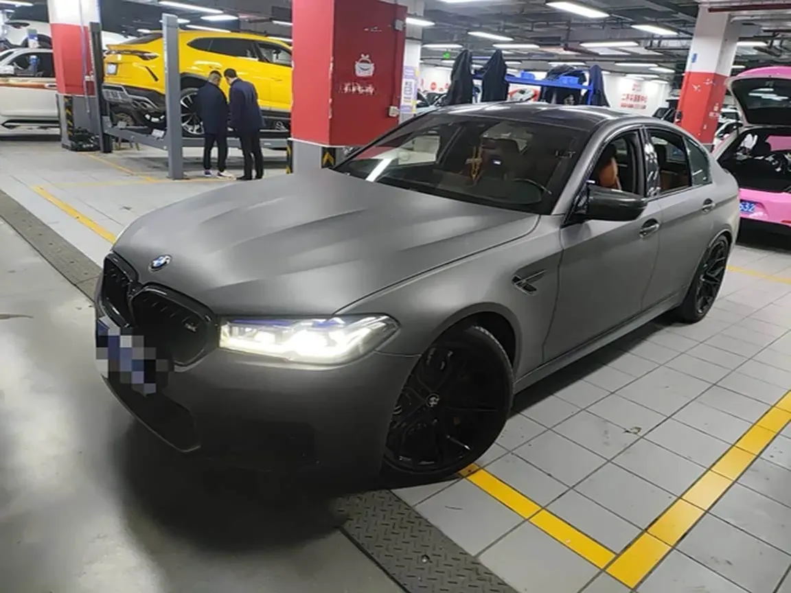 2021 BMW M5 4.4T 600HP V8 8AT,autocango,china used car exporter,china ev exporter,chinese used car exporter,chinese used ev exporter