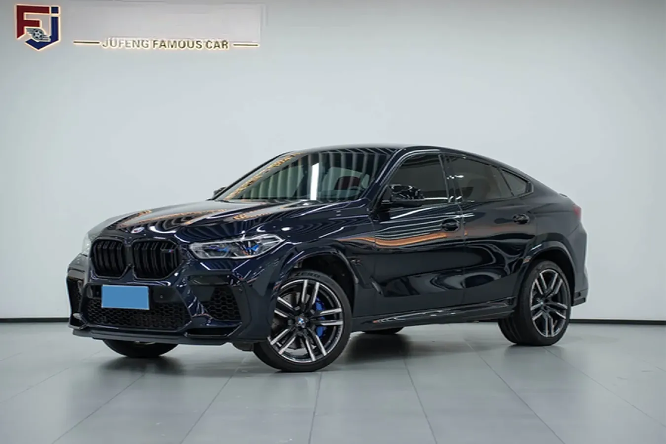 2022 BMW X6 M 4.4T 600HP V8 8AT,autocango,china used car exporter,china ev exporter,chinese used car exporter,chinese used ev exporter