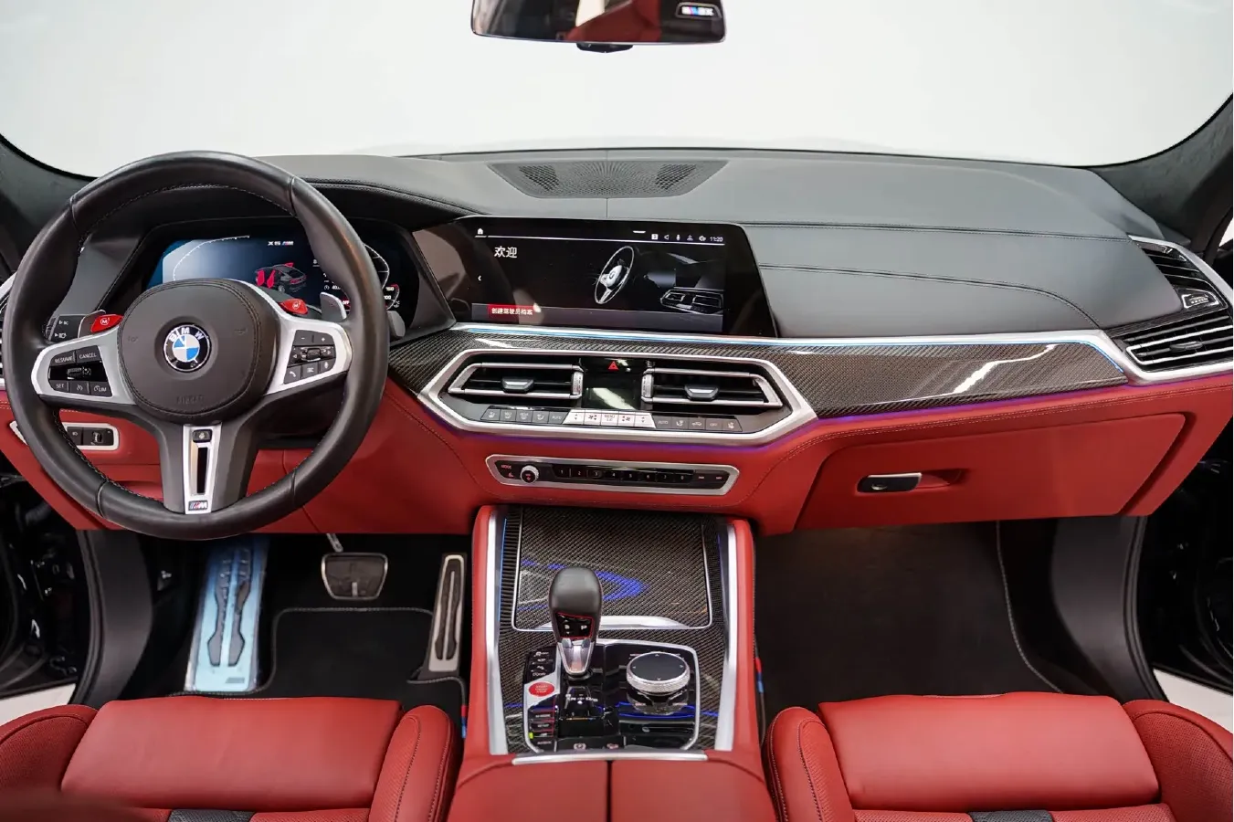 2022 BMW X6 M 4.4T 600HP V8 8AT,autocango,china used car exporter,china ev exporter,chinese used car exporter,chinese used ev exporter