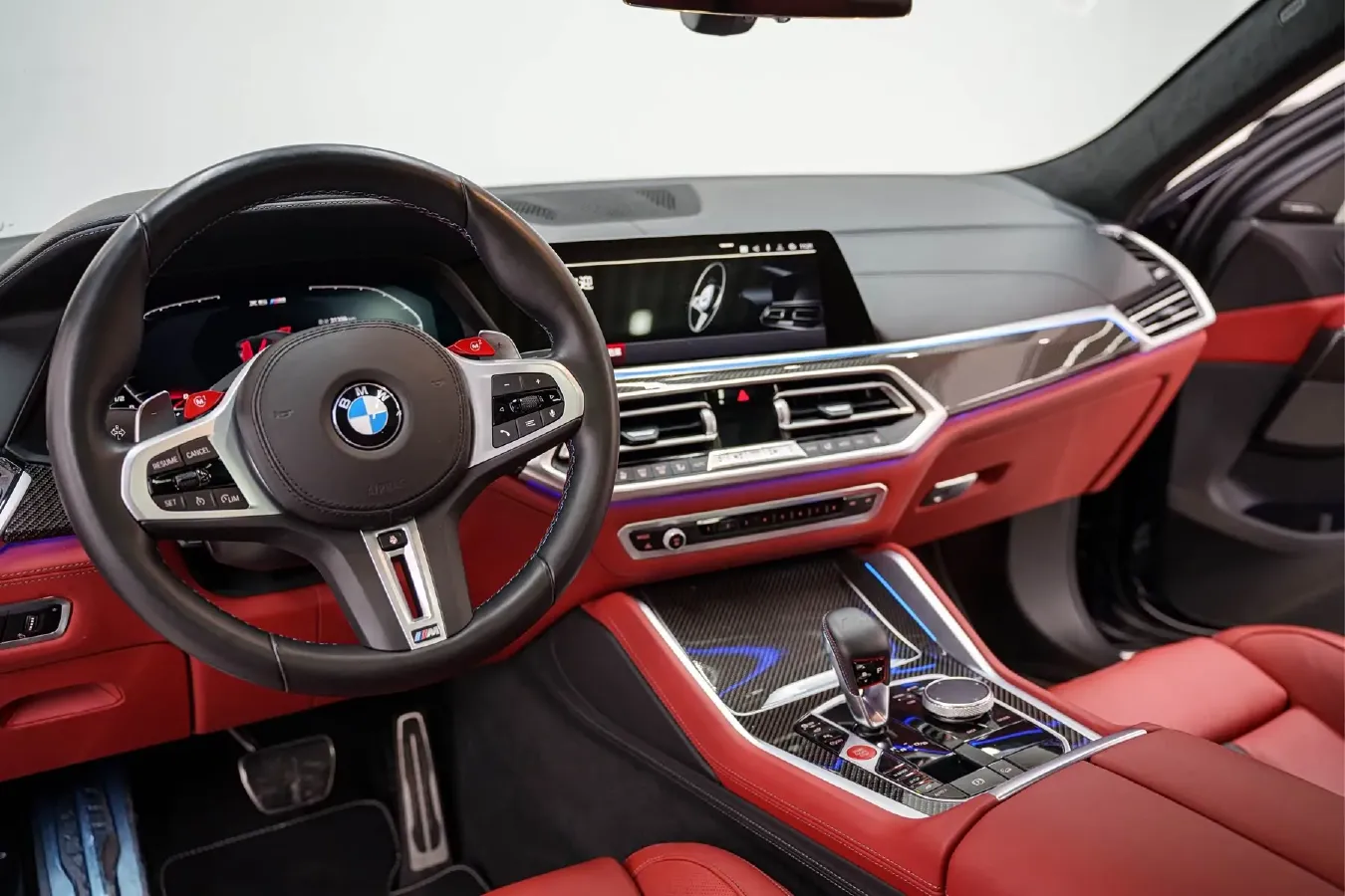 2022 BMW X6 M 4.4T 600HP V8 8AT,autocango,china used car exporter,china ev exporter,chinese used car exporter,chinese used ev exporter