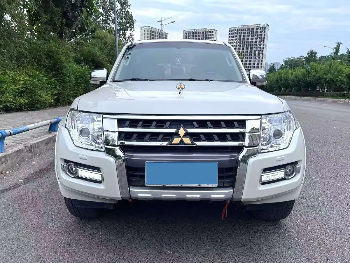 2017 Kia Borrego 3.8L 275HP V6 5AT,autocango,china used car exporter,china ev exporter,chinese used car exporter,chinese used ev exporter