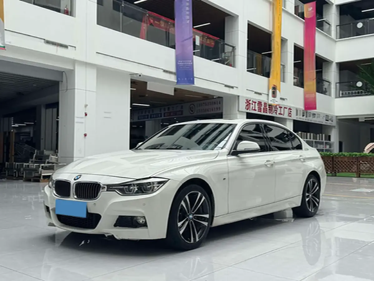 2019 BMW 3 Series 2.0T 184HP L4 8AT