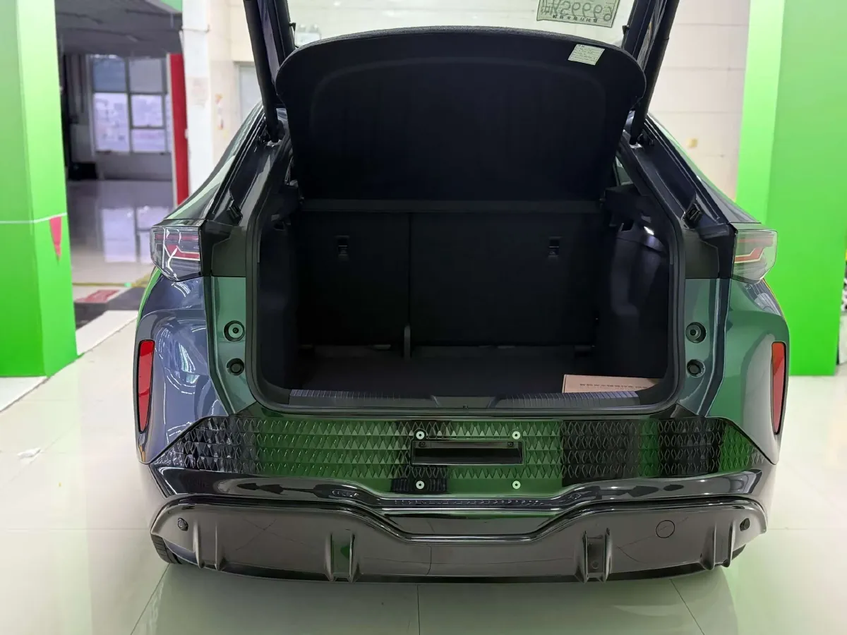 2025 Volkswagen ID.UNYX 06 BEV,autocango,china used car exporter,china ev exporter,chinese used car exporter,chinese used ev exporter