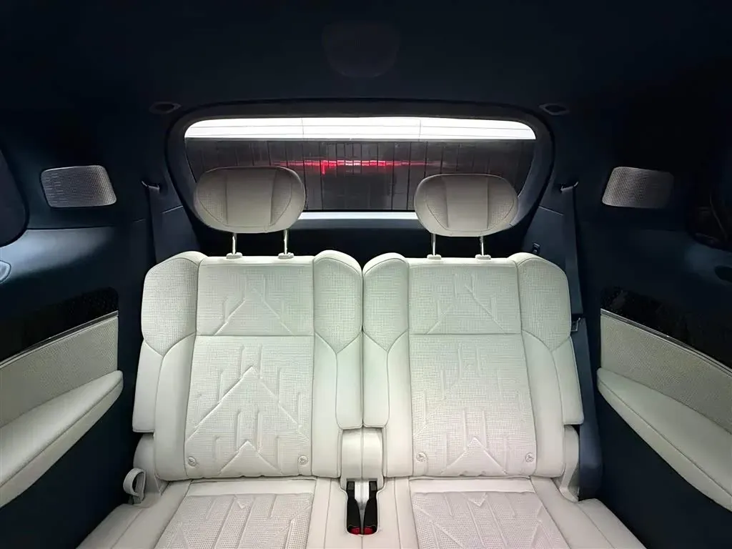 2024 Zeekr 009 BEV 108KWH,autocango,china used car exporter,china ev exporter,chinese used car exporter,chinese used ev exporter