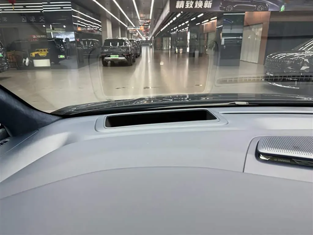 2024 Zeekr 009 BEV 108KWH,autocango,china used car exporter,china ev exporter,chinese used car exporter,chinese used ev exporter