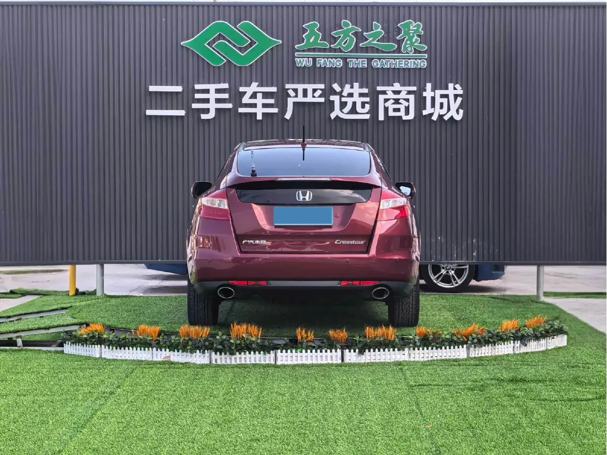 2012 Honda Crosstour 2.4L 197HP L4 5AT,autocango,china used car exporter,china ev exporter,chinese used car exporter,chinese used ev exporter
