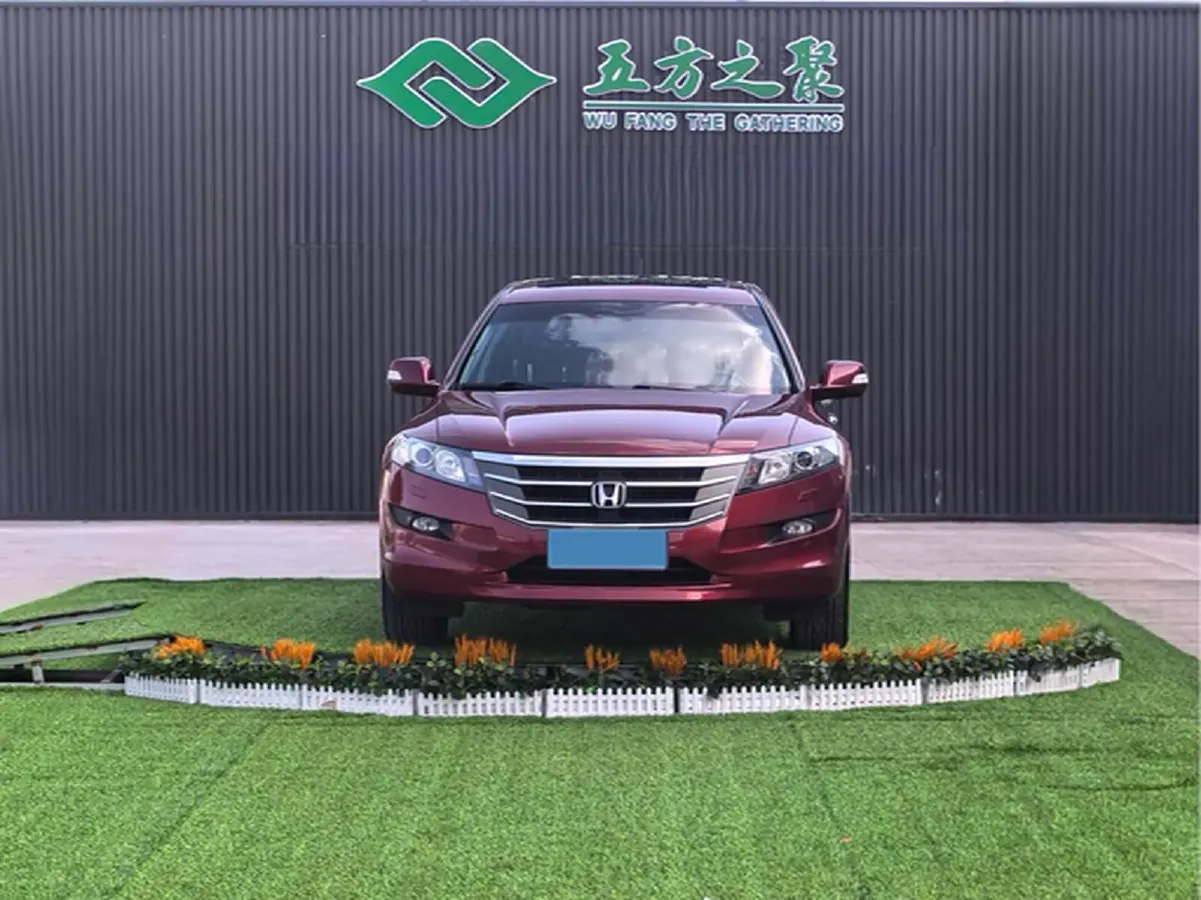 2012 Honda Crosstour 2.4L 197HP L4 5AT,autocango,china used car exporter,china ev exporter,chinese used car exporter,chinese used ev exporter