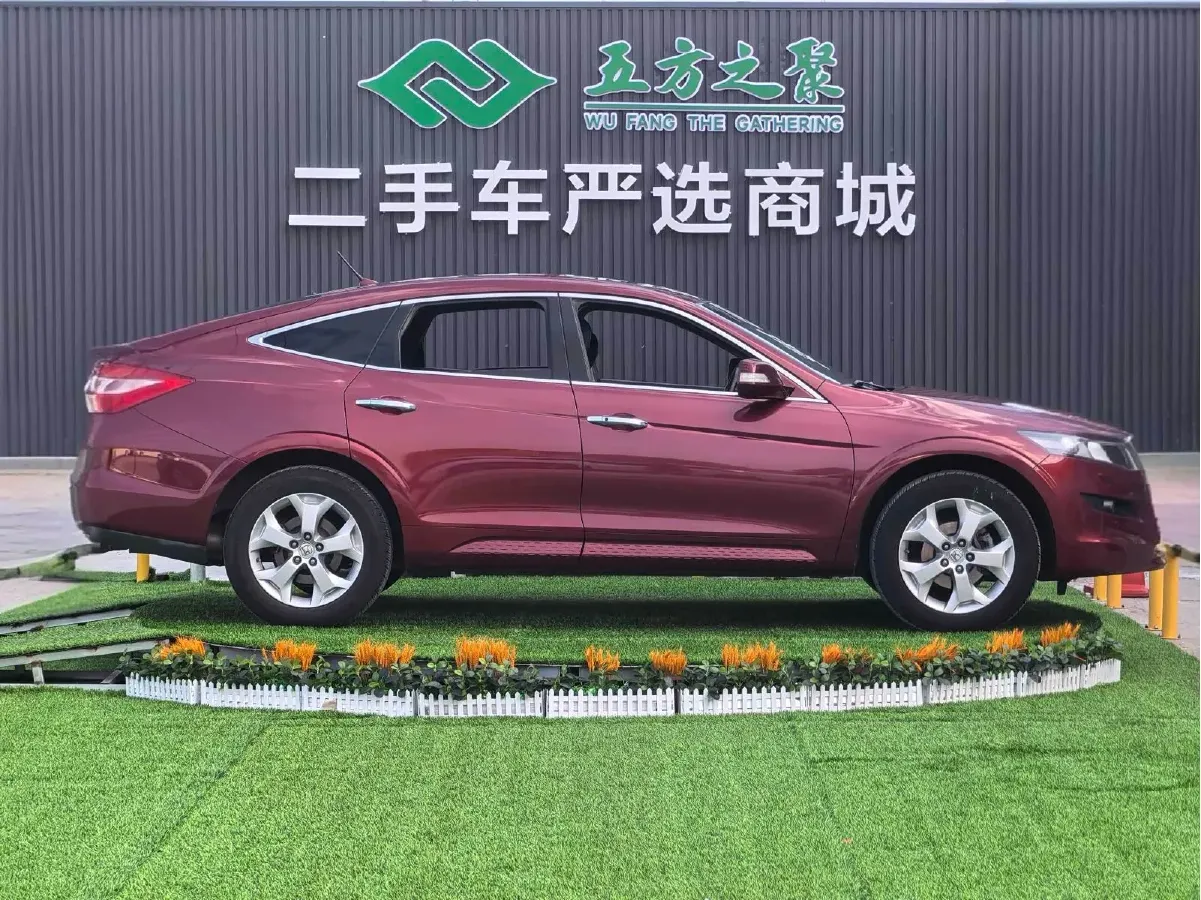 2012 Honda Crosstour 2.4L 197HP L4 5AT,autocango,china used car exporter,china ev exporter,chinese used car exporter,chinese used ev exporter
