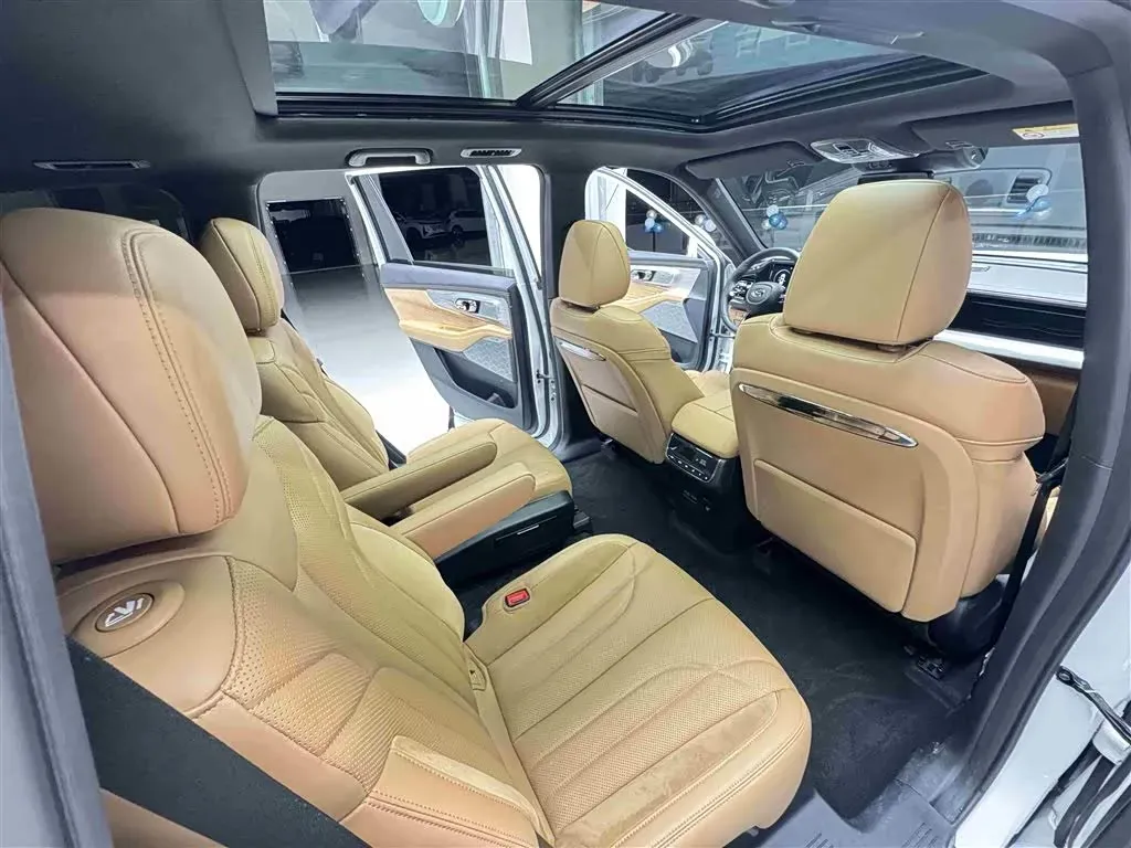 2024 GAC Trumpchi ES9 2.0T 190HP L4 2DHT PHEV 25.57KWH,autocango,china used car exporter,china ev exporter,chinese used car exporter,chinese used ev exporter