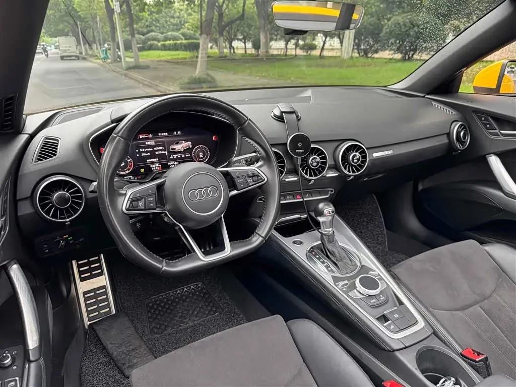 2017 Audi TT 2.0T 230HP L4 6DCT,autocango,china used car exporter,china ev exporter,chinese used car exporter,chinese used ev exporter