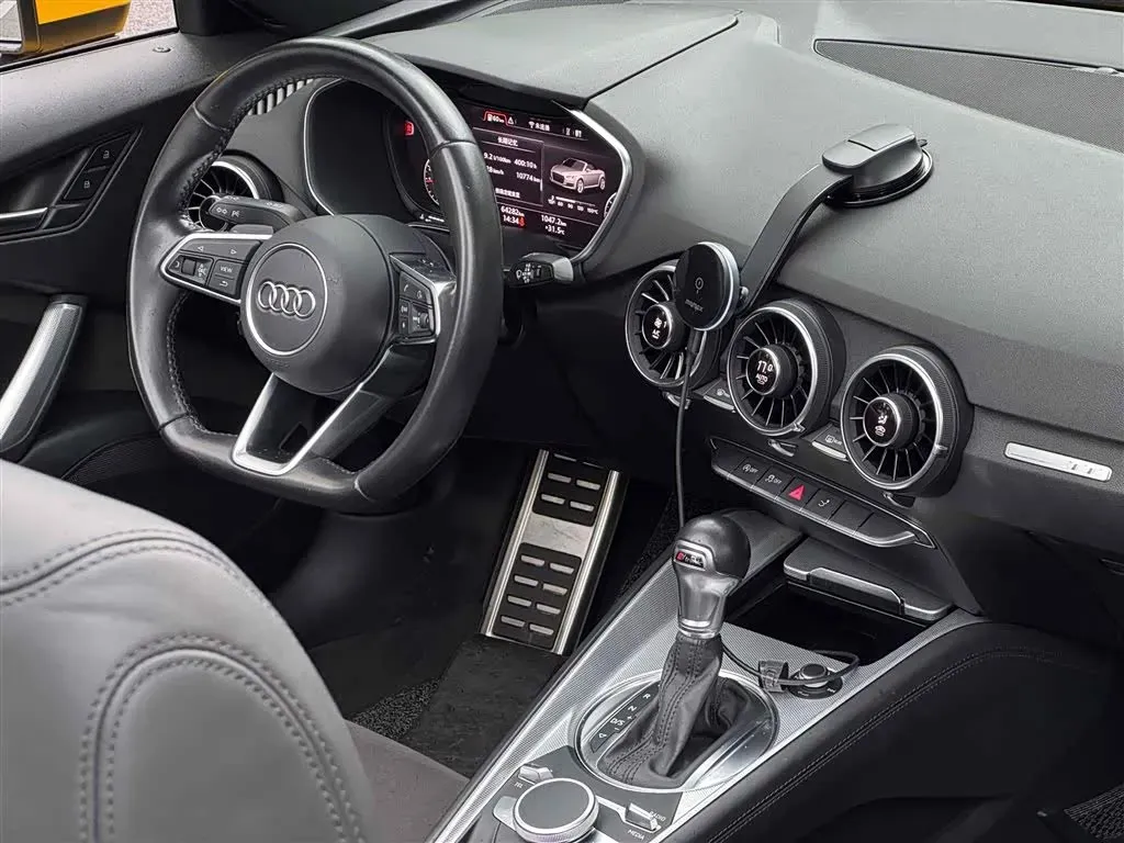 2017 Audi TT 2.0T 230HP L4 6DCT,autocango,china used car exporter,china ev exporter,chinese used car exporter,chinese used ev exporter