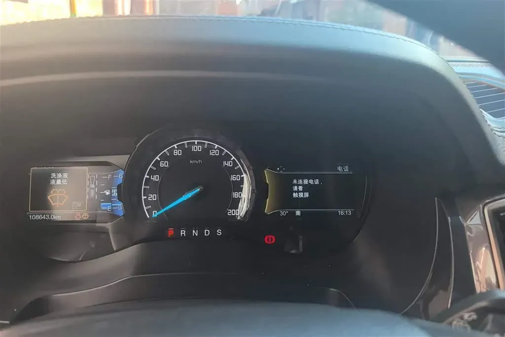 2016 Ford Everest 2.0T 245HP L4 6AT,autocango,china used car exporter,china ev exporter,chinese used car exporter,chinese used ev exporter