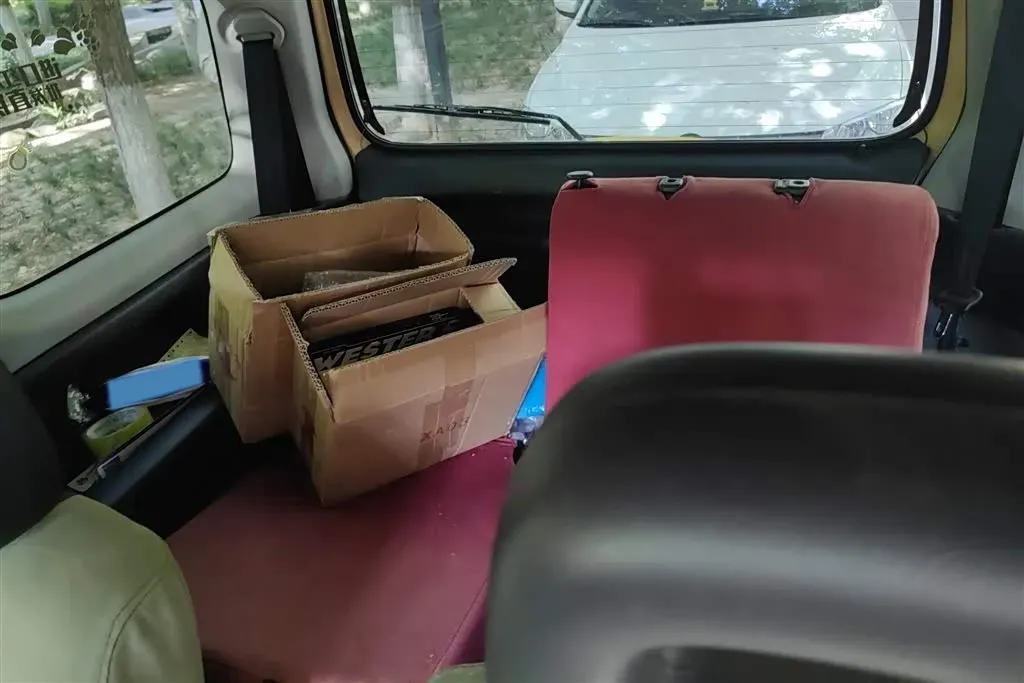 2007 Suzuki Jimny 1.3L 85HP L4 4AT,autocango,china used car exporter,china ev exporter,chinese used car exporter,chinese used ev exporter