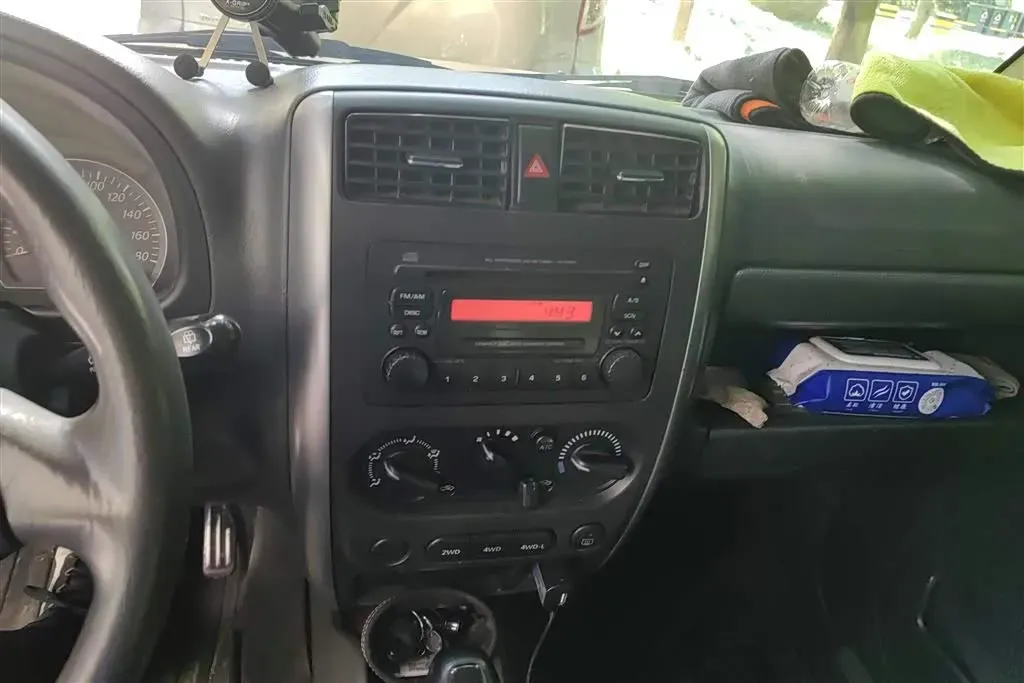 2007 Suzuki Jimny 1.3L 85HP L4 4AT,autocango,china used car exporter,china ev exporter,chinese used car exporter,chinese used ev exporter